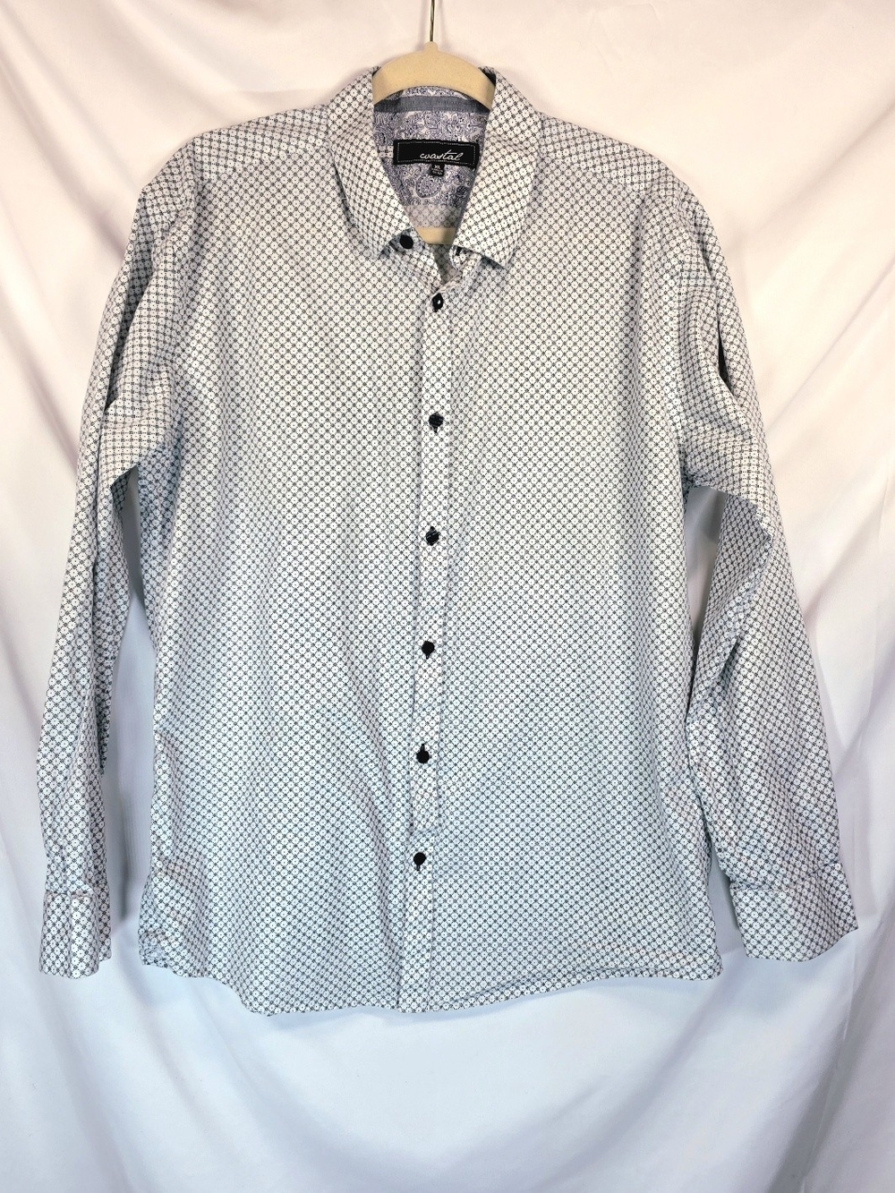 Coastal Men Shirt Sz XL Button Down Blue Small Geometric Pattern Smart-Casual